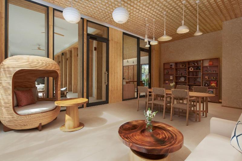 Le Méridien Phuket Mai Khao Beach Resort - Restoran