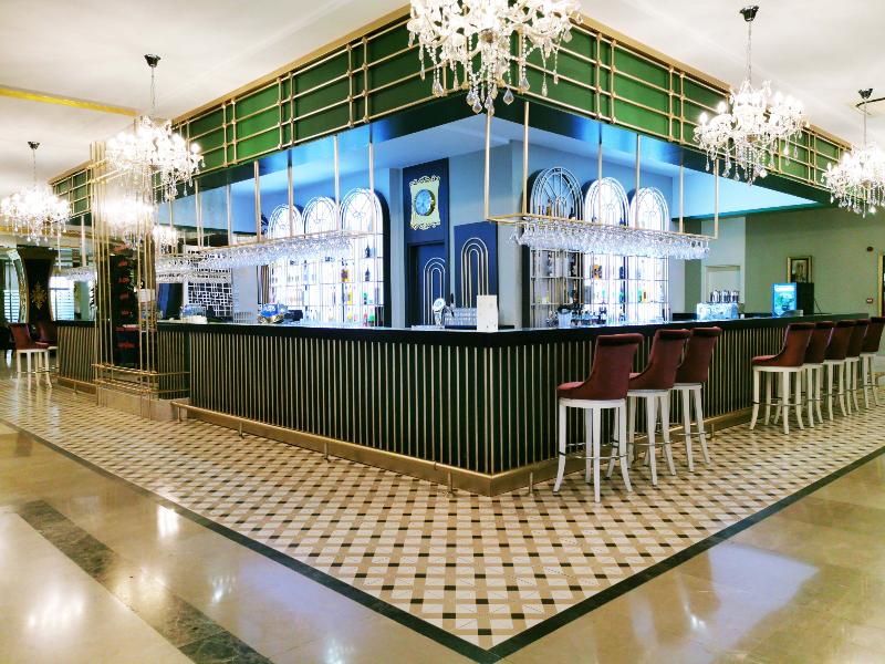 Side Crown Palace - Bar