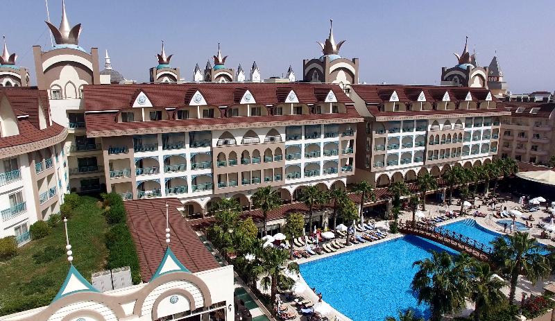 Side Crown Palace - Genel
