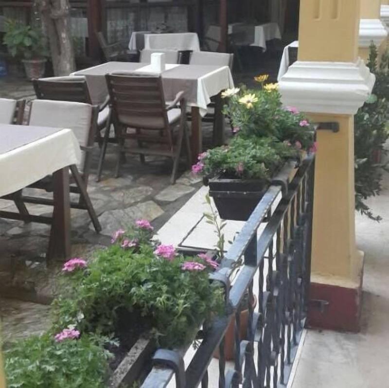 Antikhan Hotel - Restoran