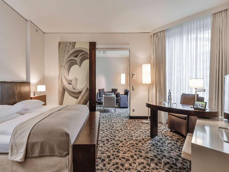 Dorint Hotel Am Heumarkt Köln - Oda