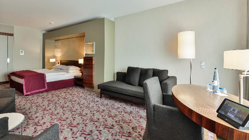 Dorint Hotel Am Heumarkt Köln - Oda