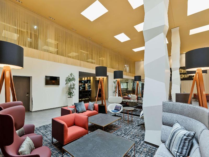 DoubleTree by Hilton Vienna Schonbrunn - Lobi