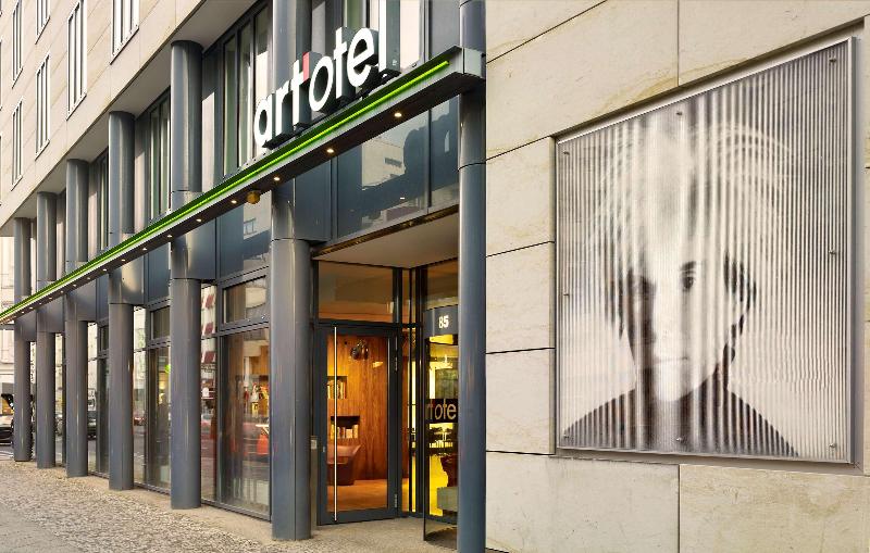 Park Plaza Berlin - Genel