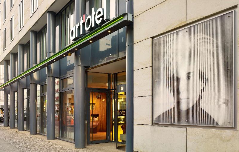 Park Plaza Berlin - Genel