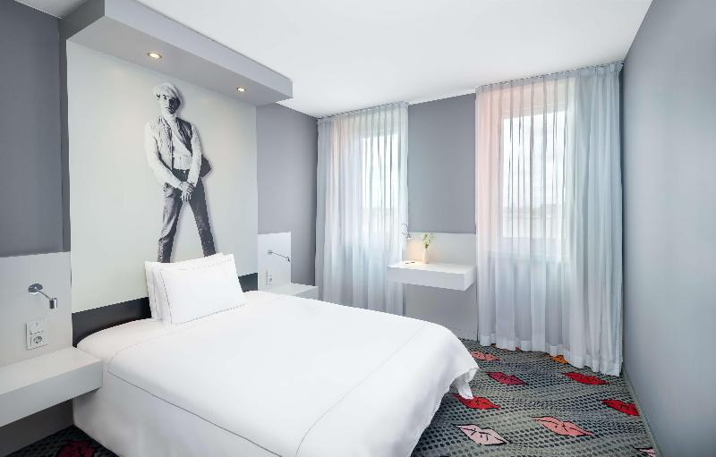 Park Plaza Berlin - Oda