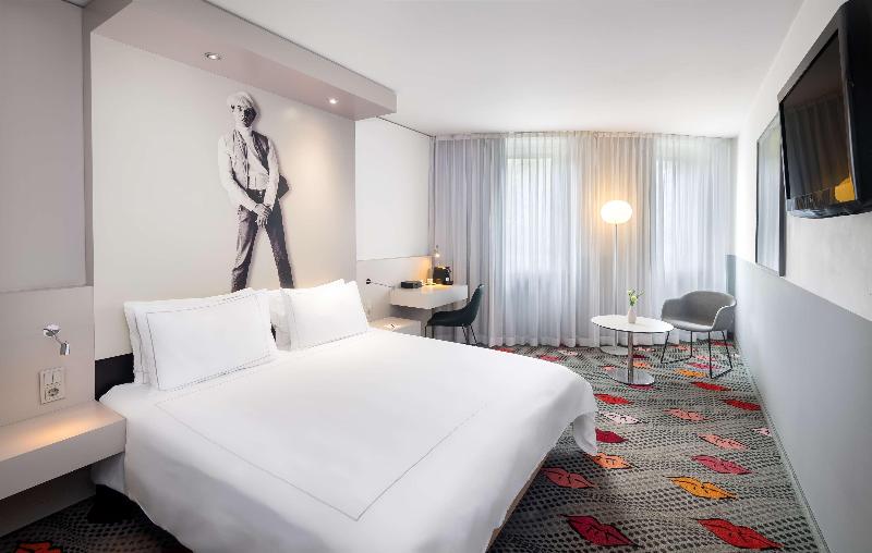 Park Plaza Berlin - Oda