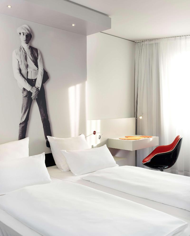 Park Plaza Berlin - Oda