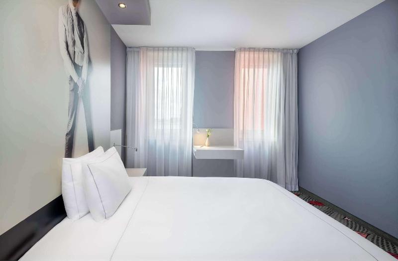 Park Plaza Berlin - Oda