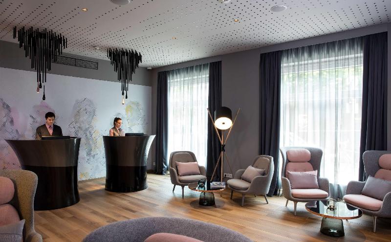 art'otel berlin mitte powered by Radisson Hotels - Genel