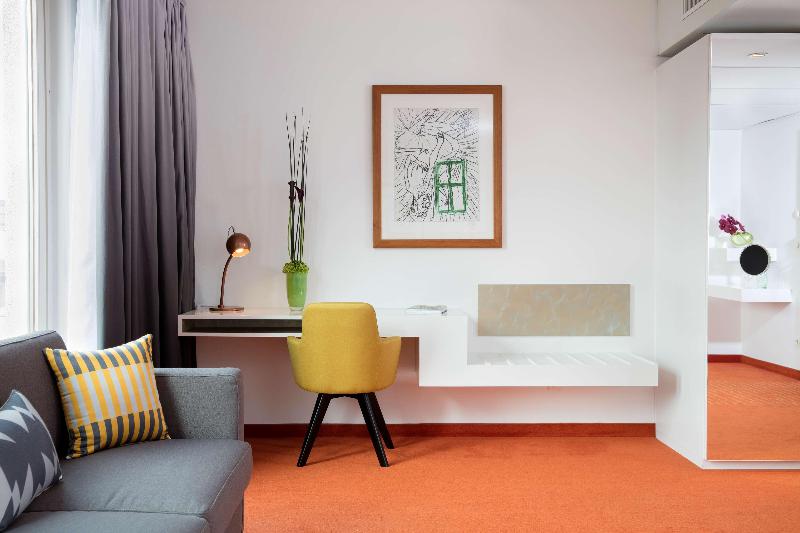 art'otel berlin mitte powered by Radisson Hotels - Oda