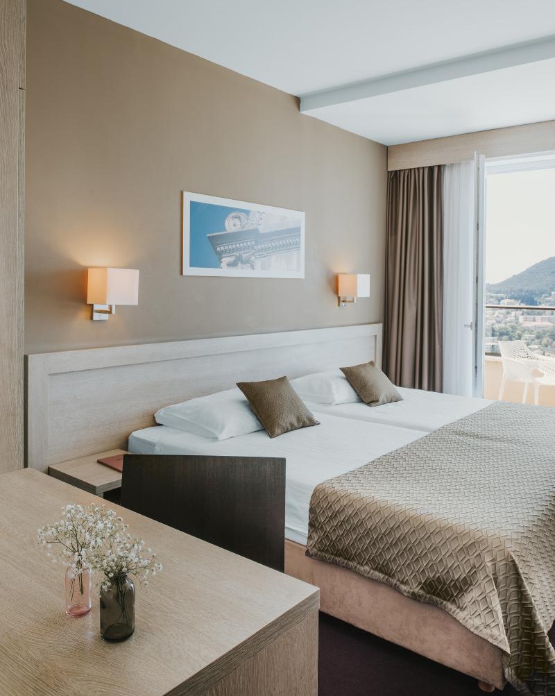 Adria Dubrovnik - Oda
