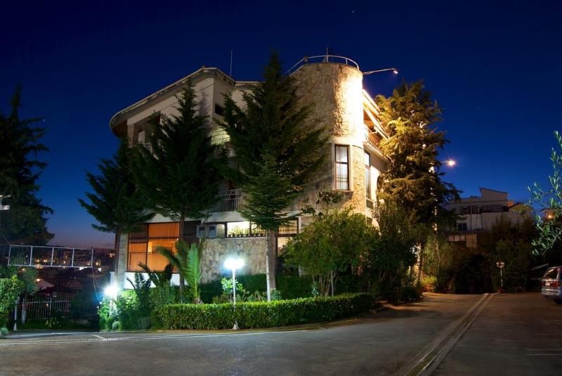 Hotel Baron - Genel