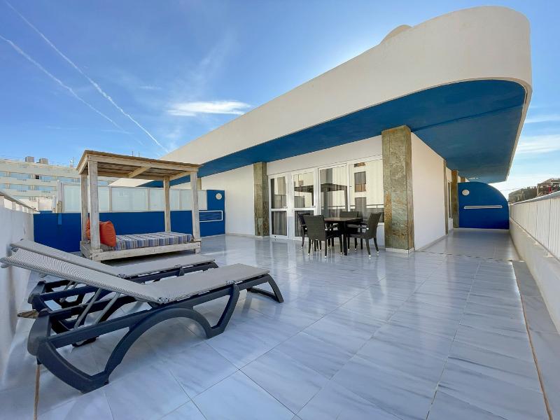 Cel Blau Apartamentos - Oda