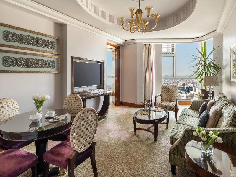 Raffles Makkah Palace - Oda