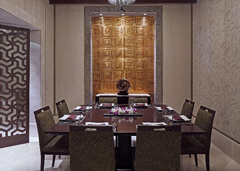 Raffles Makkah Palace - Restoran