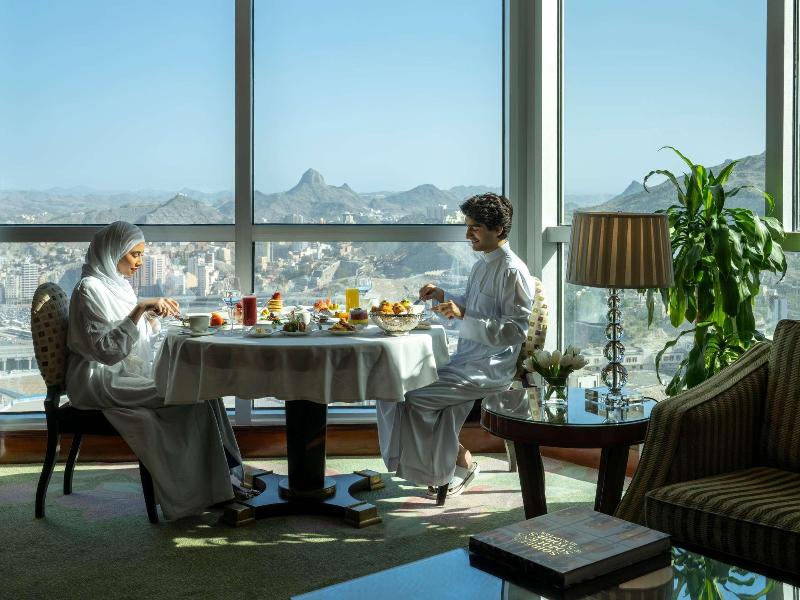 Raffles Makkah Palace - Restoran