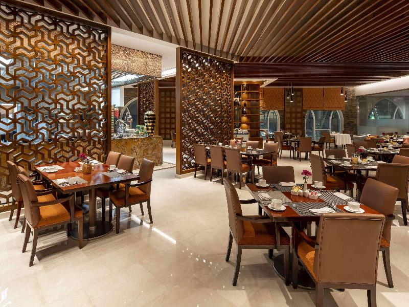 Raffles Makkah Palace - Restoran