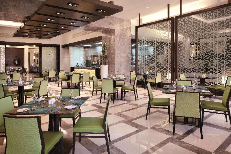 Fairmont Makkah Clock Royal Tower - Restoran