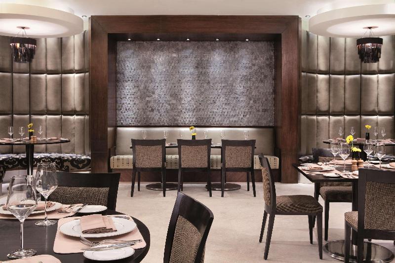 Fairmont Makkah Clock Royal Tower - Restoran