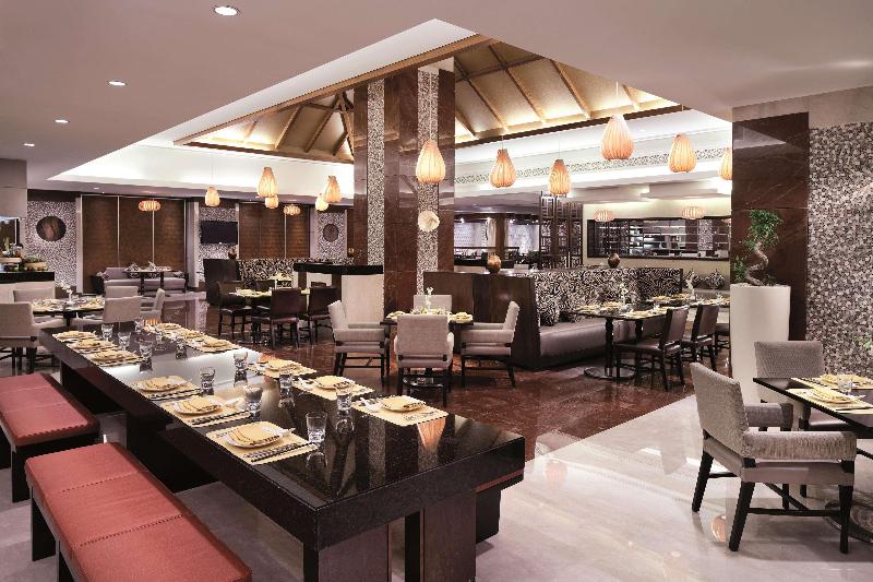 Fairmont Makkah Clock Royal Tower - Restoran