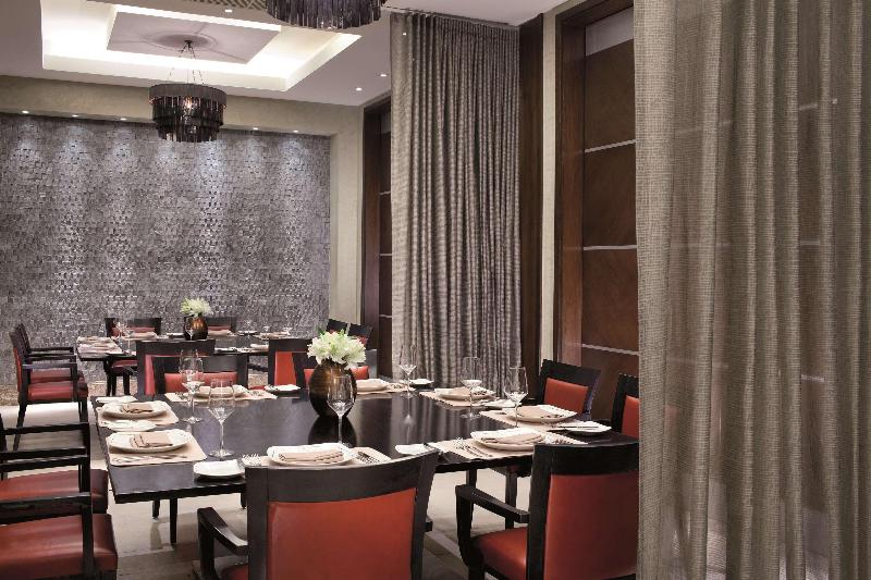 Fairmont Makkah Clock Royal Tower - Restoran