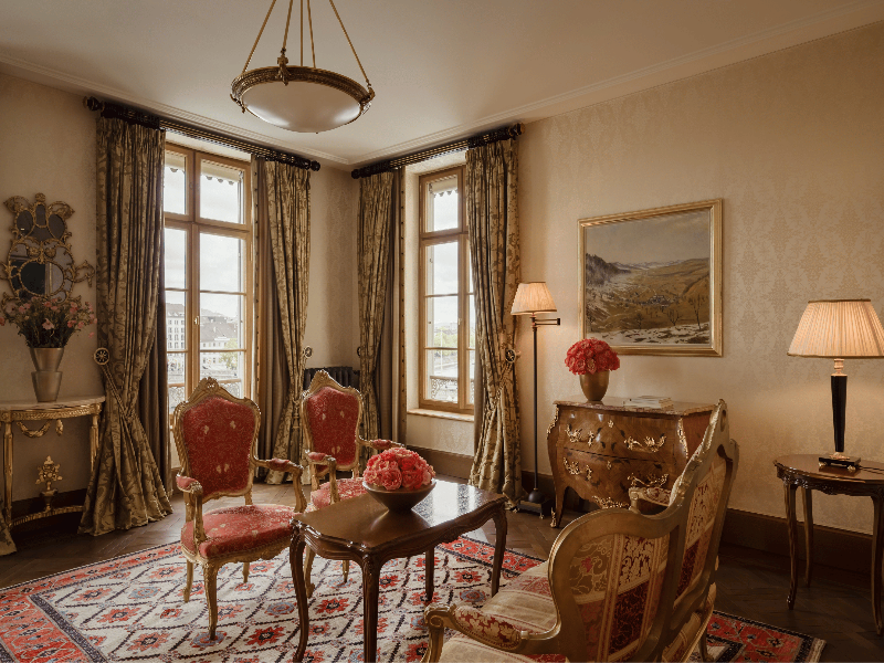 Grand Hotel Les Trois Rois - Oda