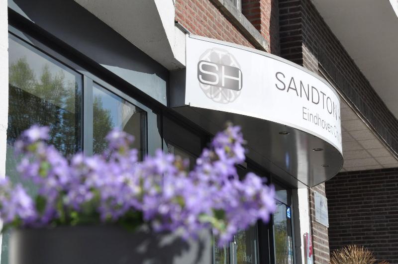 Sandton Eindhoven Centre - Genel