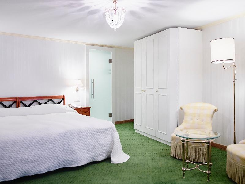 Romantik Hotel Wilden Mann Luzern - Oda