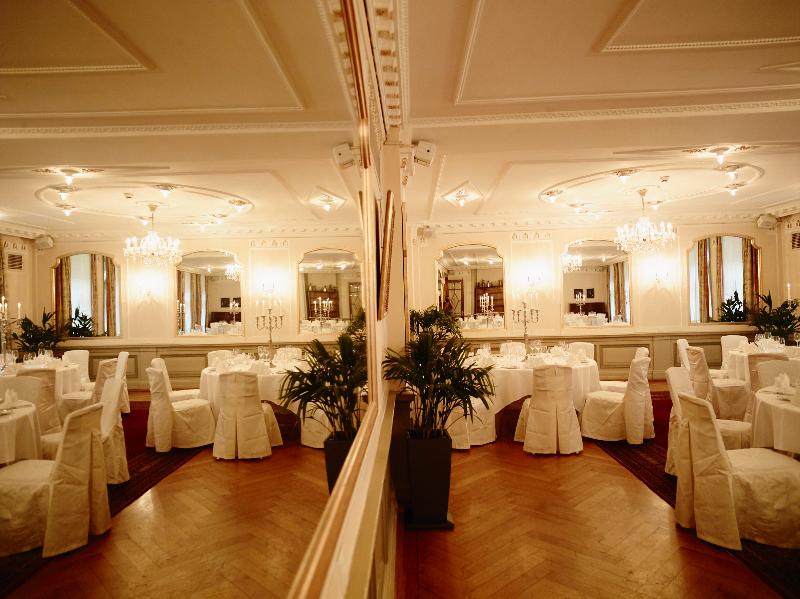 Romantik Hotel Wilden Mann Luzern - Restoran