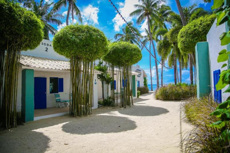Lime N Soda Beachfront Resort - Genel