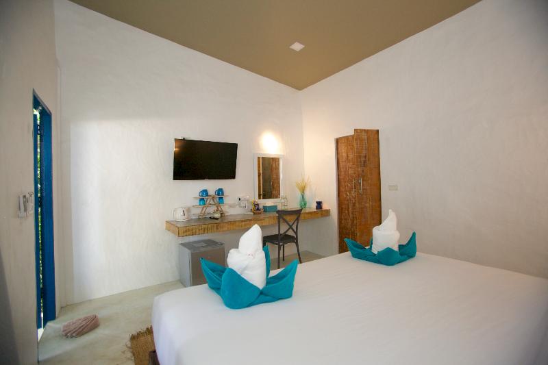 Lime N Soda Beachfront Resort - Oda