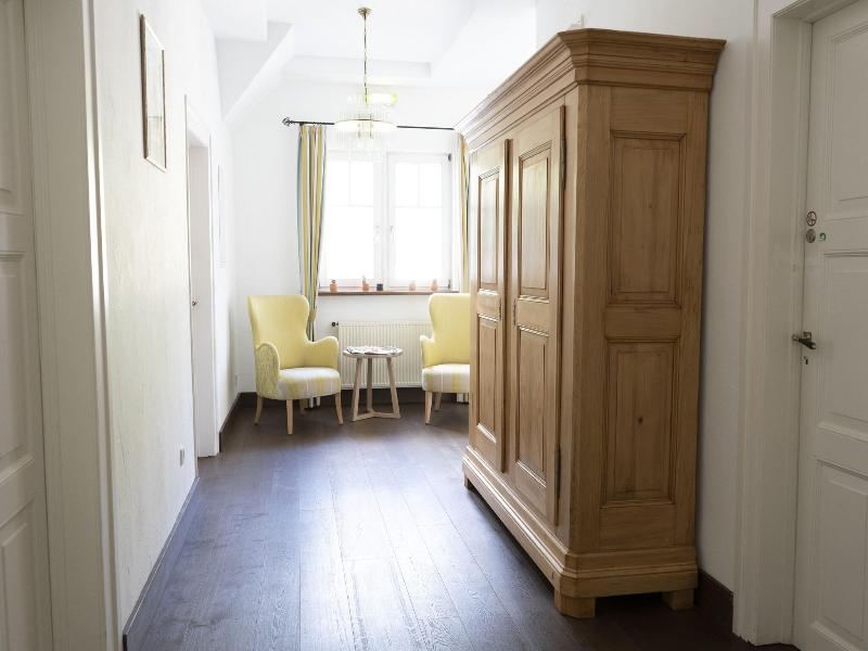 Villa Benz Hotel Garni - Lobi