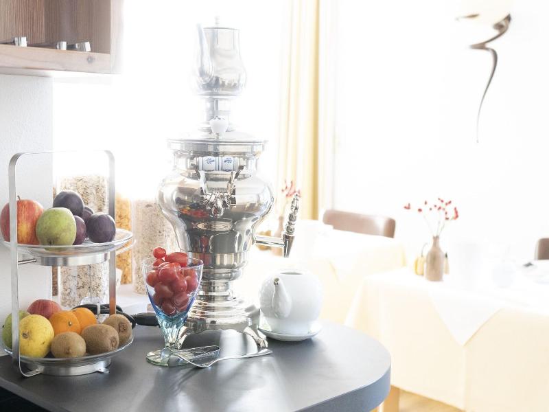 Villa Benz Hotel Garni - Restoran