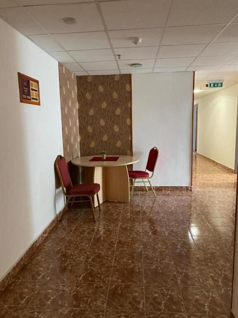 Canada Hotel - Lobi