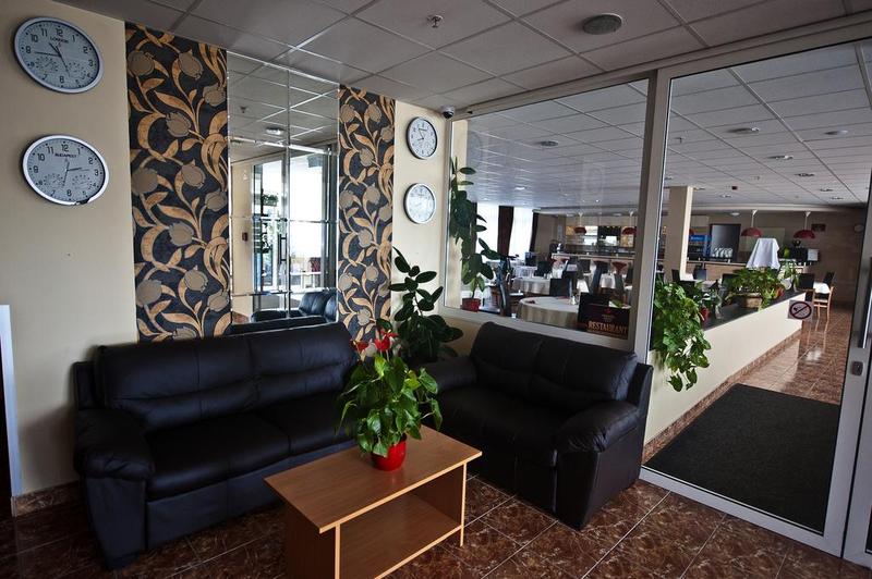Canada Hotel - Lobi