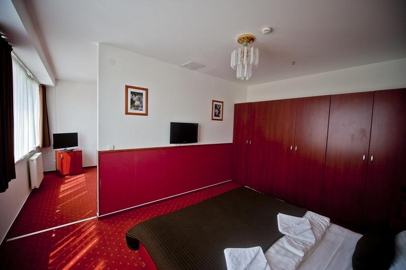 Canada Hotel - Oda