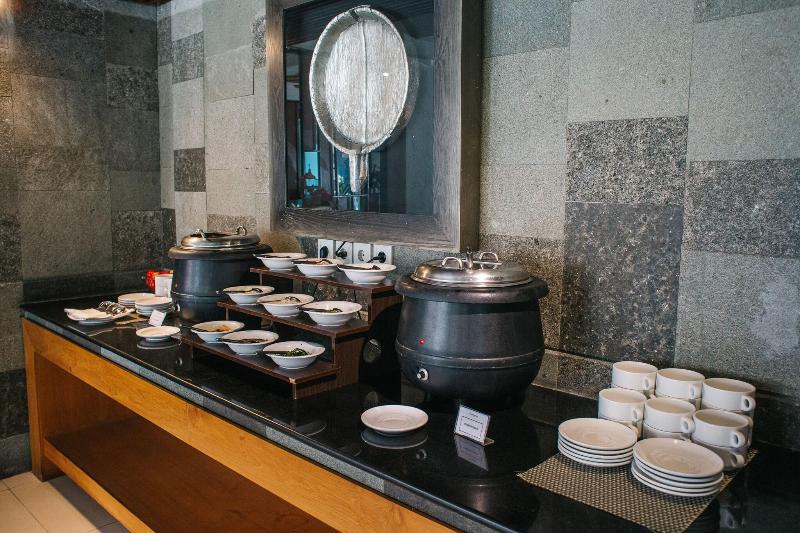 Bloo Hotel Bali - Restoran