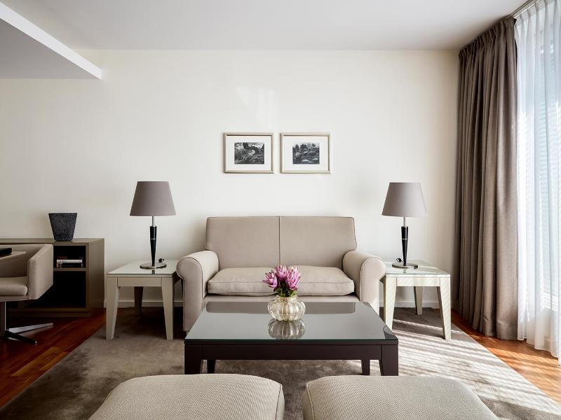 The Mandala Hotel - Oda