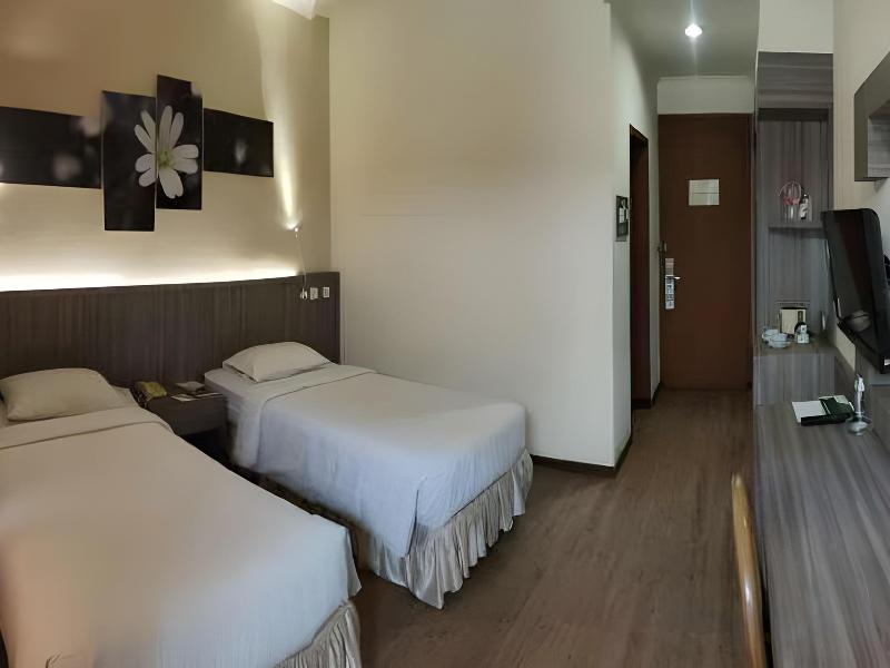 Purnama Hotel Batu - Oda