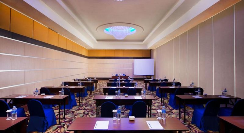 Novotel Manado Golf Resort & Convention Center - Toplantı