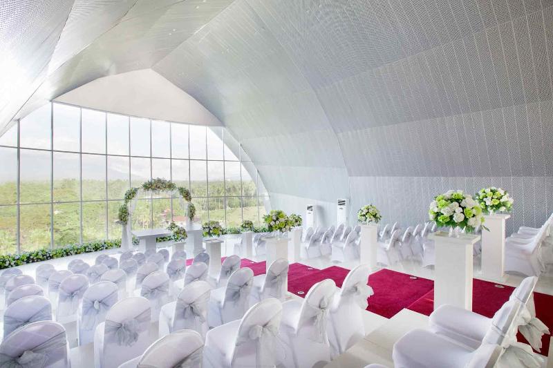 Novotel Manado Golf Resort & Convention Center - Toplantı