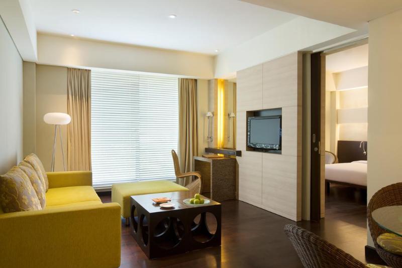 Novotel Manado Golf Resort & Convention Center - Oda