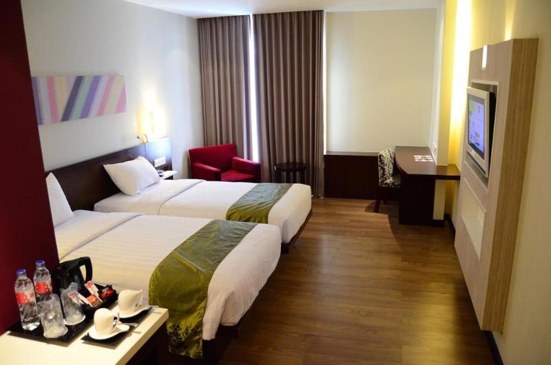 M - Regency Hotel Makassar - Oda