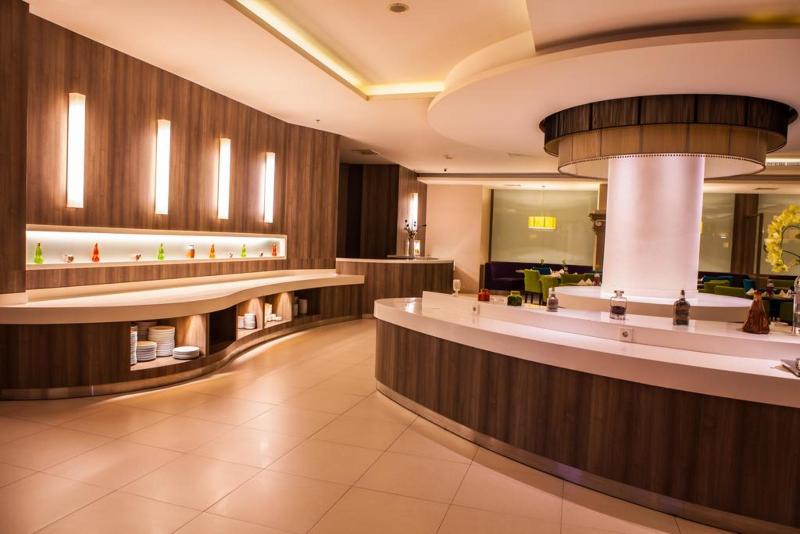 M - Regency Hotel Makassar - Restoran