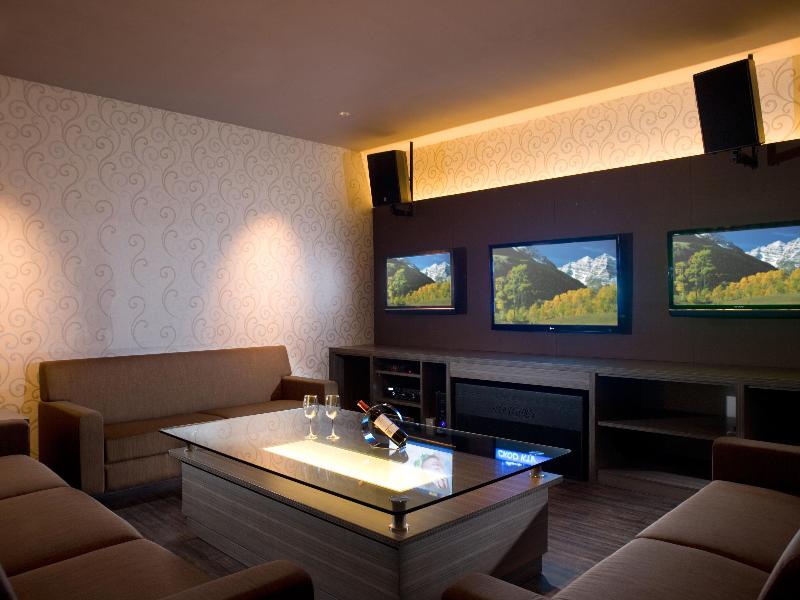 Novotel Bangka - Hotel & Convention Centre - Bar