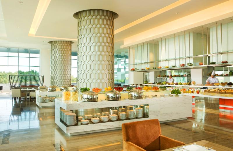 Novotel Bangka - Hotel & Convention Centre - Restoran