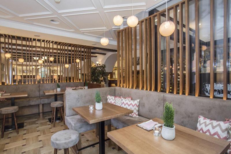 Tiefenbrunner - Bar