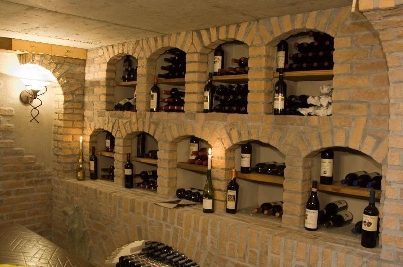 Hemizeus - Bar