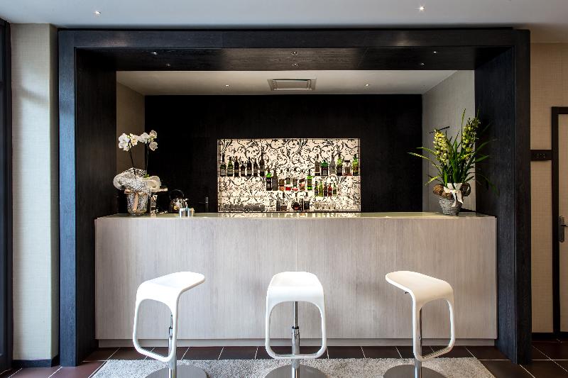 Mirage - Bar